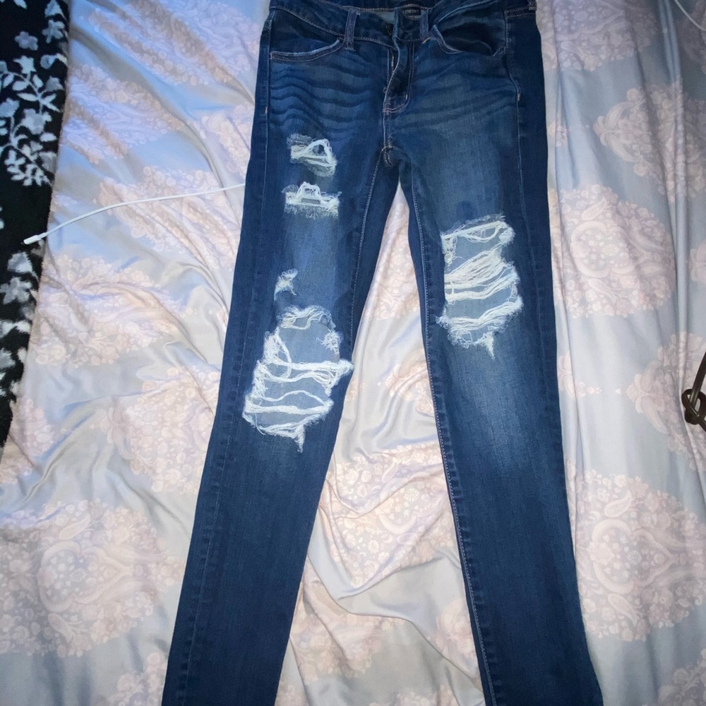 american eagle jeans!!